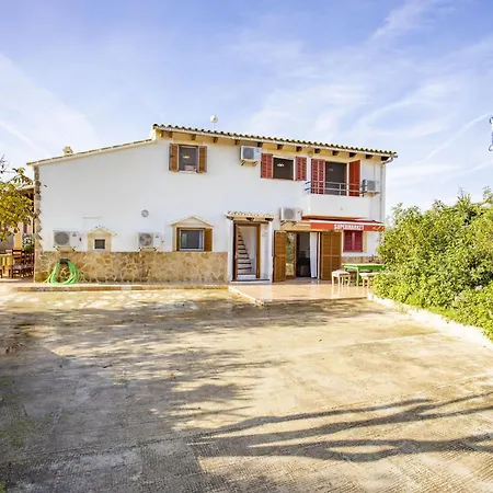 Juana Кан-Пікафорт